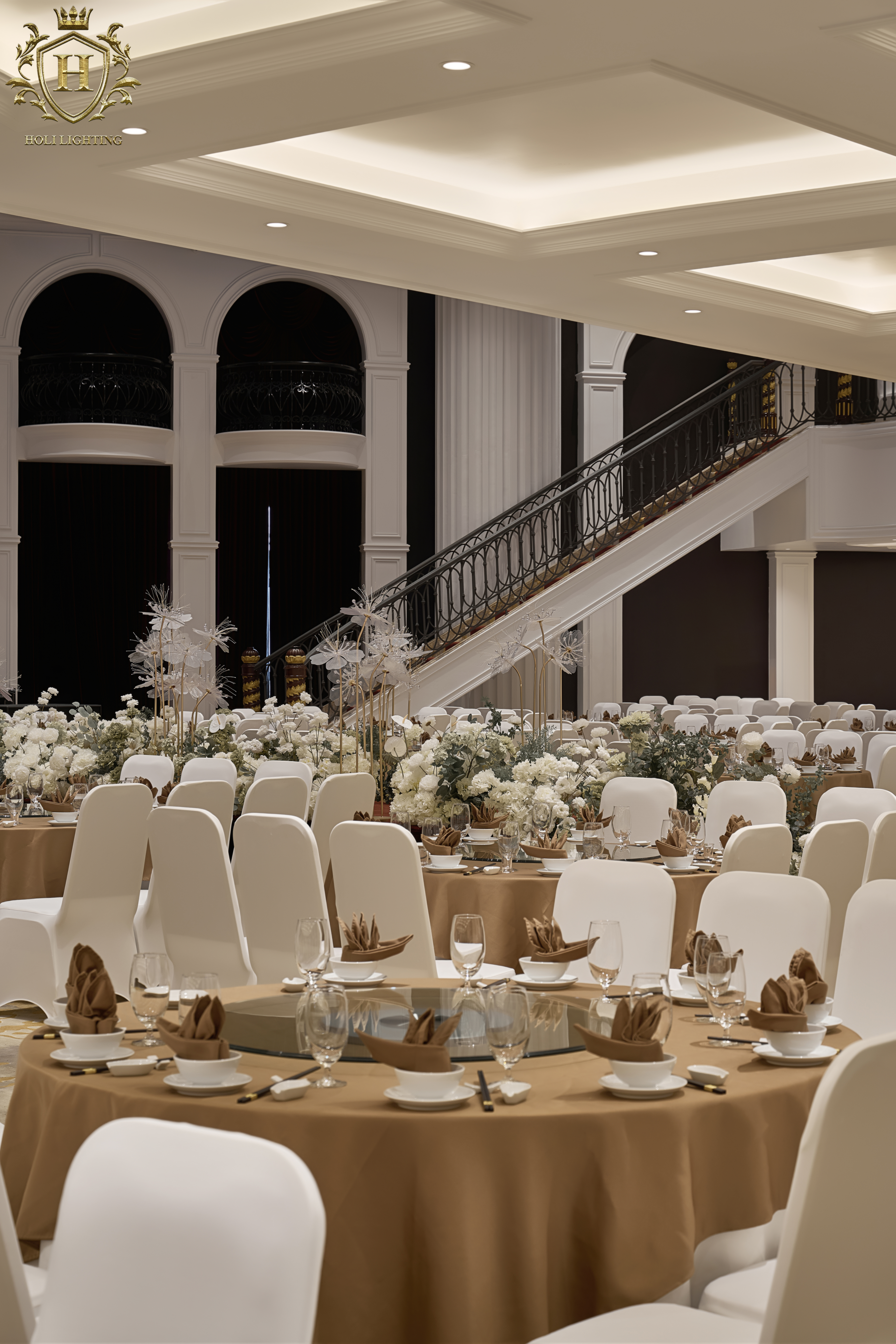 HỘI TRƯỜNG TIỆC T2+3 (1).jpg